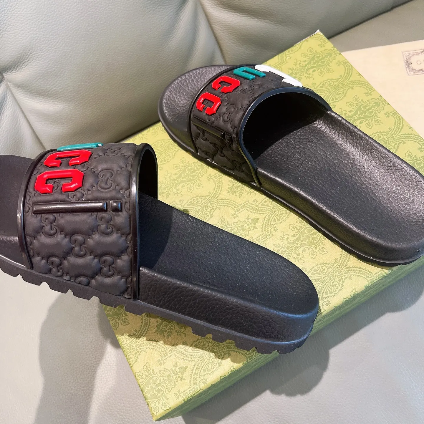Men's Men's Shoes 130🐮🐮Gucci Gucci Slippers Gucci 2024 latest beach sandals slippers Original molding double G LOGO Original molding consistent Outsole: Men's Men's Shoes u double-layer outsole Size: 35-46